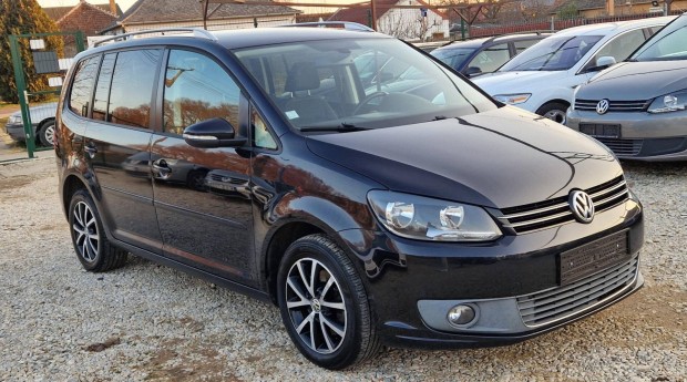 Volkswagen Touran 2.0 CR TDI Highline [7 szeml...